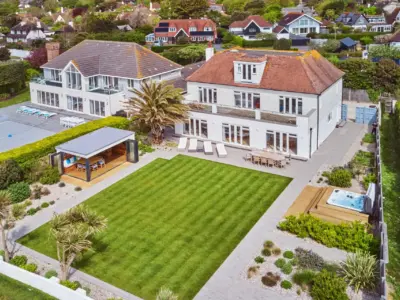 10 EXTERNALS DJI 0599 23 05 11 LCOM Sun Beach House Bognor HI RES 1920x1280