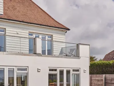 48 EXTERNALS DSC 7976 23 05 11 LCOM Sun Beach House Bognor HI RES 1920x1280