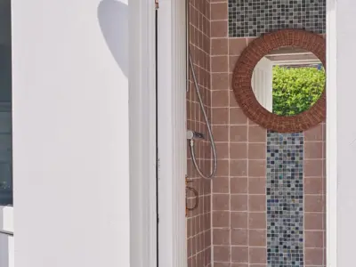 76 EXTERNALS DSC 8065 23 05 11 LCOM Sun Beach House Bognor HI RES 1920x1280