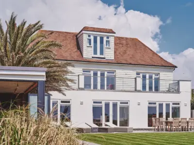 92 EXTERNALS DSC 8149 23 05 11 LCOM Sun Beach House Bognor HI RES 1920x1280