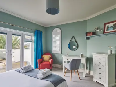 BED 3 DSC 7751 23 05 11 LCOM Sun Beach House Bognor HI RES 1920x1280