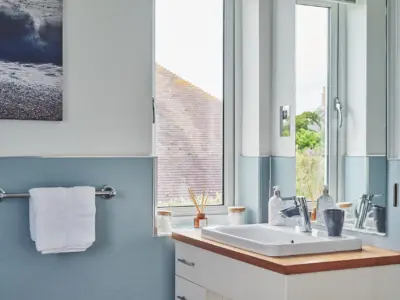 BED MASTER DSC 7874 23 05 11 LCOM Sun Beach House Bognor HI RES 1920x1280