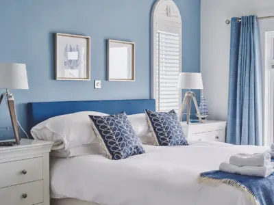 BED MASTER DSC 7884 23 05 11 LCOM Sun Beach House Bognor HI RES 1920x12801