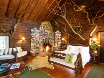 Lake Kora Treehouse Bedroom Ground Floor