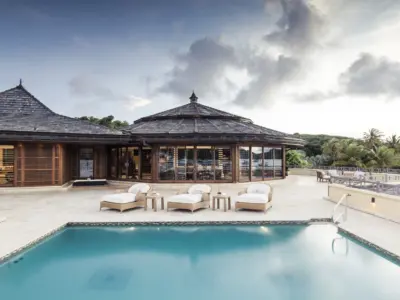 C2 A9 Guillaume Plisson 0010