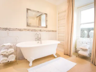 066 Bathroom 8 DIP3414