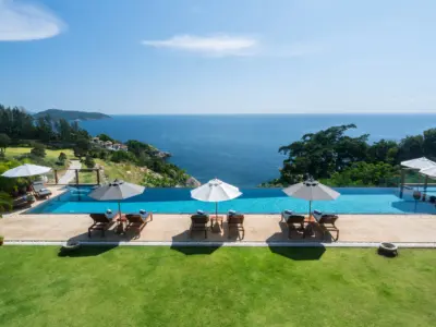 00 Villa Aye Phuket Pool Area