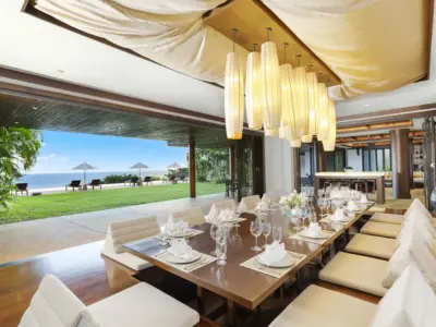 30 Villa Aye Phuket Japanese Style Dining Area