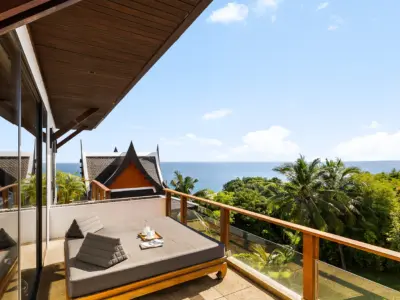 42 Villa Aye Phuket Master Bedroom A1