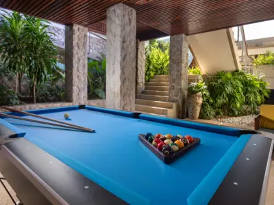 13 3 Villa Varya Pool Table