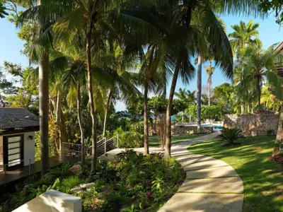 26 House and Retreat