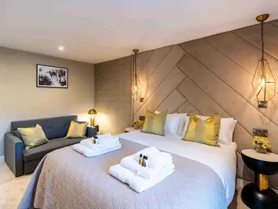 Ben Harrison Photography www Ben Harrisonphotography co uk 170web version