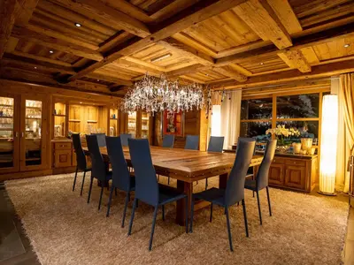 Chalet Signature Location art chalet courchevel 1850 chalet salle a manger