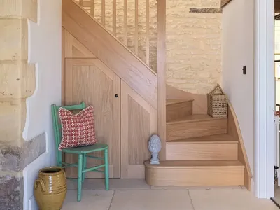 Cotswold Barn Bentham 25