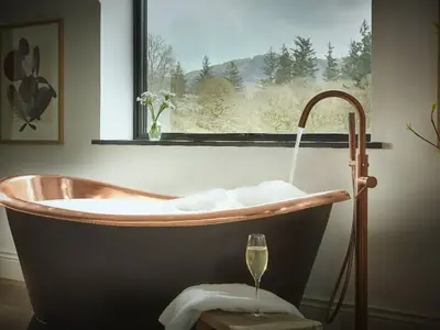 House Bedroom 1 Scafell Bath 2