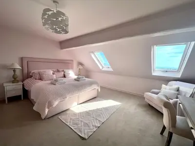 PHOTO 2023 04 21 16 22 57 jpg