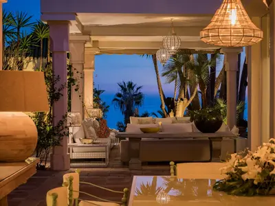 REF 001 15 BR BEACHFRONT VILLA 13