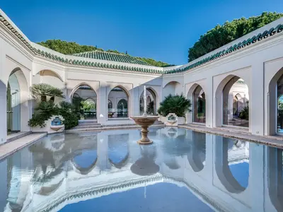 REF 001 15 BR BEACHFRONT VILLA 131