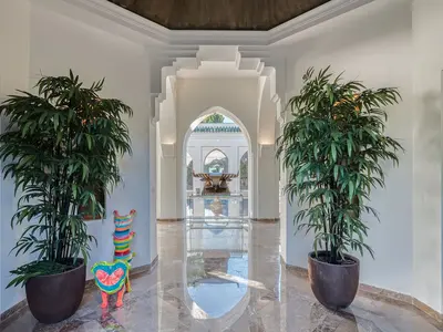 REF 001 15 BR BEACHFRONT VILLA 140