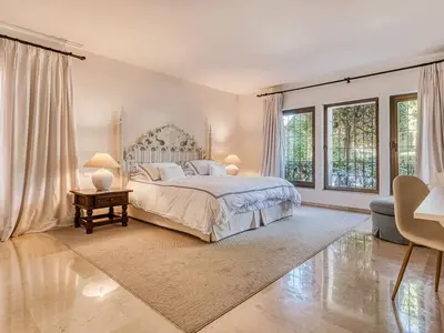 REF 001 15 BR BEACHFRONT VILLA 148