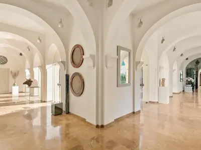 REF 001 15 BR BEACHFRONT VILLA 45