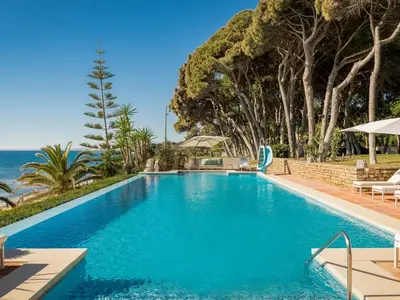 REF 001 15 BR BEACHFRONT VILLA 55