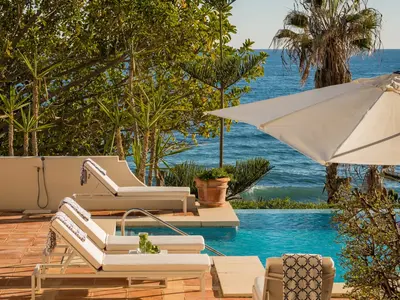 REF 001 15 BR BEACHFRONT VILLA 8