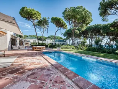 REF 001 15 BR BEACHFRONT VILLA 87