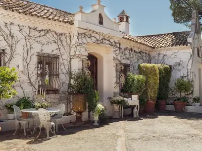 REF 005 6 BR HISTORIC LODGE 39