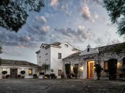 REF 005 6 BR HISTORIC LODGE 45