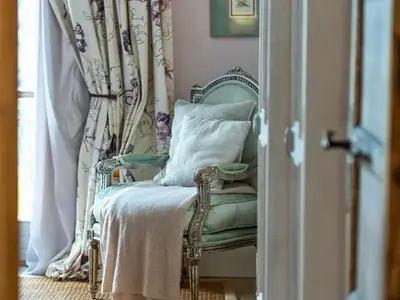 REF 005 6 BR HISTORIC LODGE 49