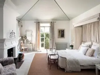 REF 005 6 BR HISTORIC LODGE 55