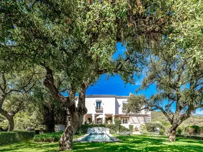 REF 005 6 BR HISTORIC LODGE 60