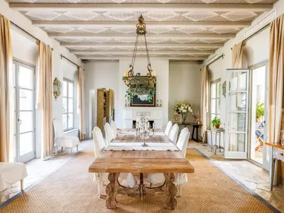 REF 005 6 BR HISTORIC LODGE 8