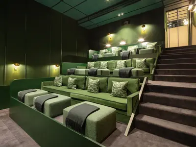 REF 006 11 BR GRAND VILLA 37