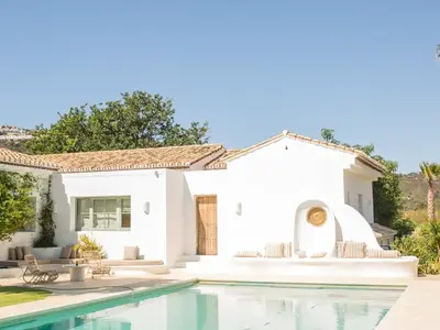 REF 008 13 BR WELLNESS VILLA 30