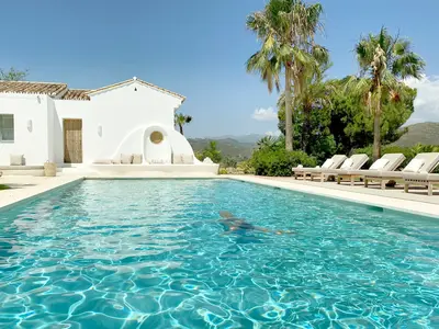 REF 008 13 BR WELLNESS VILLA 53