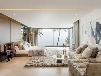 REF 012 11 BR BEACHFRONT VILLA 1