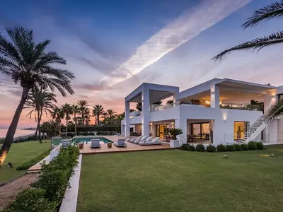 REF 012 11 BR BEACHFRONT VILLA 7